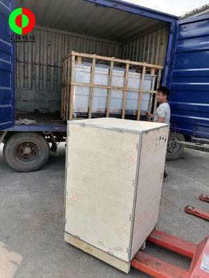 佛山順德客戶設備加急分批出貨