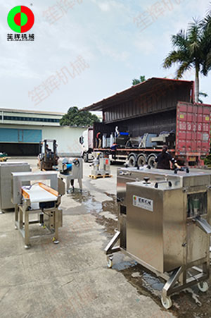 客戶訂購(gòu)的一批肉類和水產(chǎn)加工設(shè)備發(fā)貨交付！